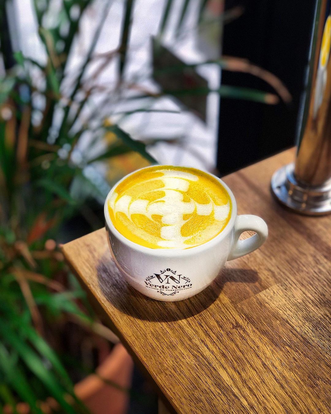 Verde Nero Café - Café & Latte